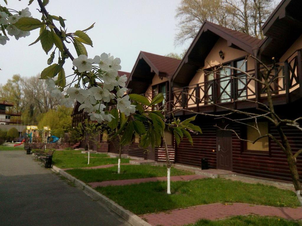 Chervona Kalina Hotel Kiev Eksteriør billede